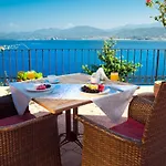 Ece Sovalye Island Hotel