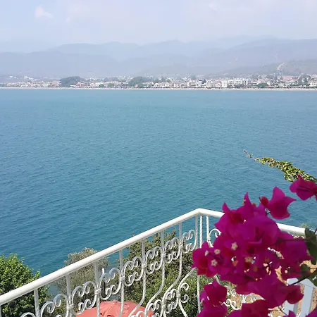 Ece Sovalye Island Hotel 3*