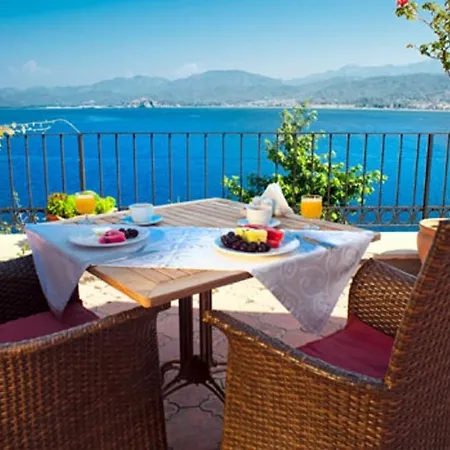 伊思索瓦利岛酒店 酒店