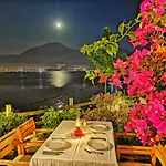 Ece Sovalye Island Hotel 3*