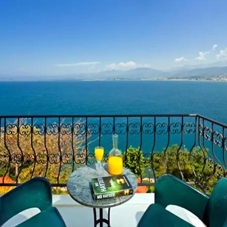 Ece Sovalye Island 3* Fethiye