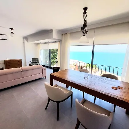 Ece Sovalye Island Hotel