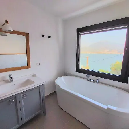 Ece Sovalye Island Szálloda 3*