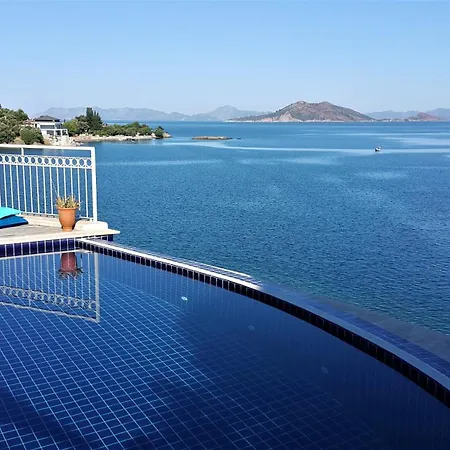 Ece Sovalye Island 3* Fethiye