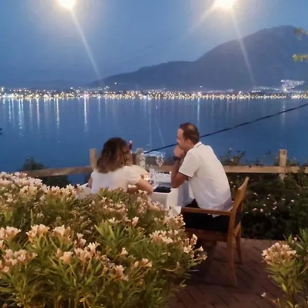 Ece Sovalye Island 3* Fethiye