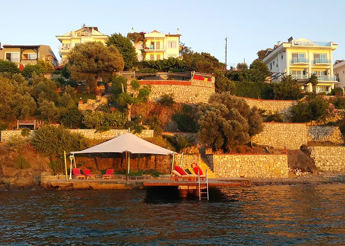 伊思索瓦利岛酒店 酒店 3*